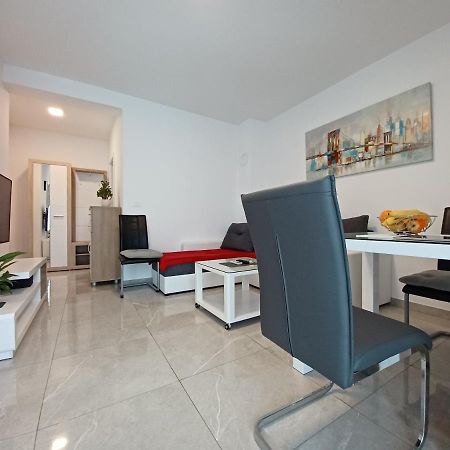 Apartments Leon 2 Novigrad  Ngoại thất bức ảnh