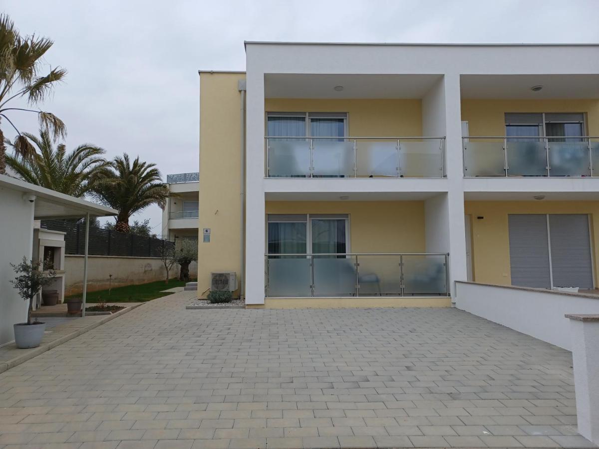 Apartments Leon 2 Novigrad  Ngoại thất bức ảnh