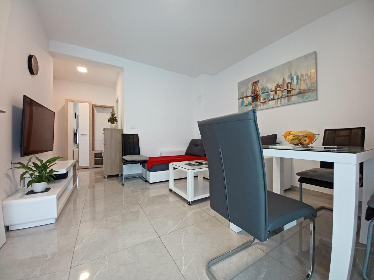 Apartments Leon 2 Novigrad  Ngoại thất bức ảnh