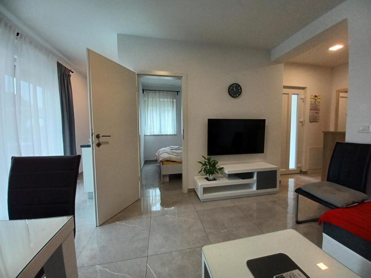 Apartments Leon 2 Novigrad  Ngoại thất bức ảnh